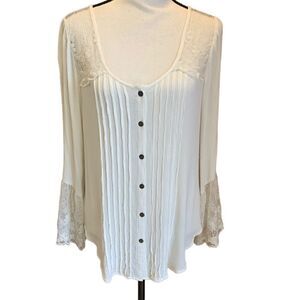 American Eagle Pleated Lace Tunic Button-Down, Bell Sleeves, Medium Like New‎